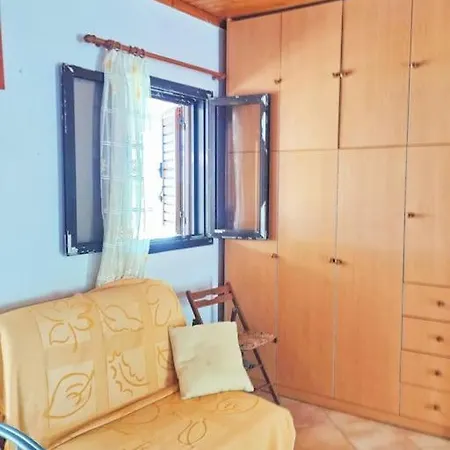 Apartment Amazing Beachfront Katakolo House Swim & Pírgos