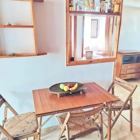 Amazing Beachfront Katakolo House Swim &